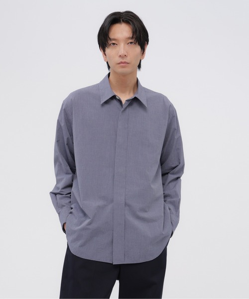 MARGARET HOWELL(マーガレットハウエル)の「FINE COTTON END ON END(シャツ/ブラウス・メンズ・ネイビー・LARGE/SMALL/MEDIUM)」の1枚目の写真