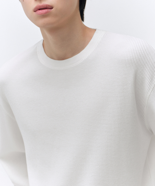 MUSINSA STANDARD（ムシンサスタンダード）の「ピグメントワッフル長袖Tシャツ[オフホワイト]（Tシャツ/カットソー・メンズ・その他・X-LARGE/2XL/MEDIUM/LARGE）」の4枚目の写真