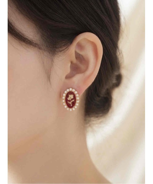 tone(トーン)の「【88eighty-eight】ミニ薔薇パールレッドアンティークピアス【import】(MA)(ピアス(両耳用)・レディース・レッド・FREE)」の3枚目の写真