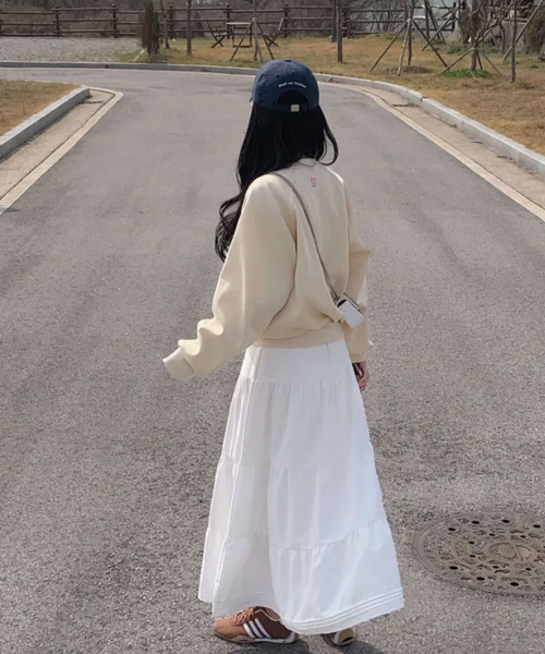 VIVID LADY(ビビッドレディー)の「Vネック 長袖ラグランスウェット(スウェット・レディース・グレー/チャコールグレー/クリーム・FREE)」の22枚目の写真