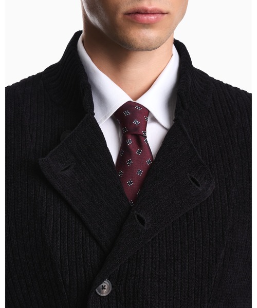 EMPORIO ARMANI(エンポリオアルマーニ)の「<オンライン限定>【エンポリオ アルマーニ】CAPSULE SIGNATURE ジャケット リブニット オフセンターフロント(テーラードジャケット・メンズ・ブラック×ブルー・52/50/48/46)」の6枚目の写真