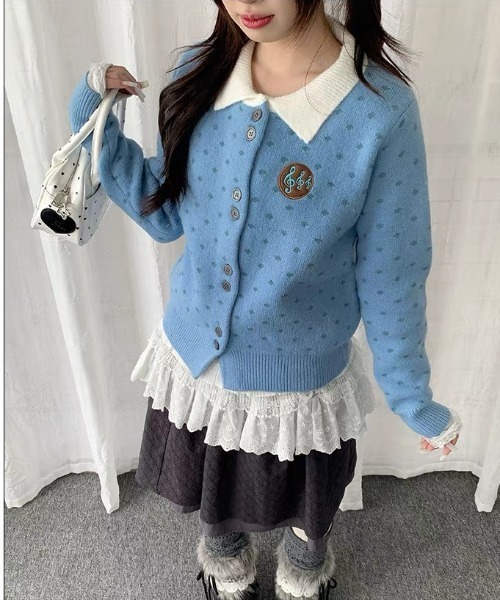 AsRiRe(アスリレイ)の「26aw 音符ワッペン付き総柄バイカラーカラーニットカーディガン(カーディガン/ボレロ・レディース・グレー/ブルー・M)」の10枚目の写真