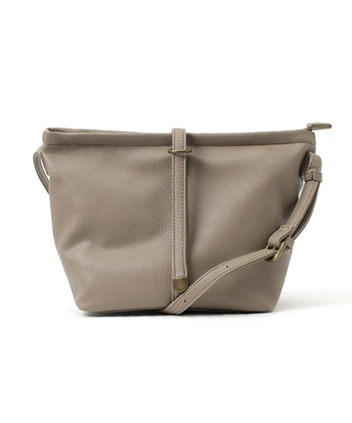 LBC(エルビーシー)の「合皮ショルダー (ショルダーバッグ・レディース・オフホワイト/ブラック/ベージュ・ONE SIZE)」の3枚目の写真