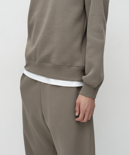 MUSINSA STANDARD（ムシンサスタンダード）の「起毛スウェットシャツ [トフ]（スウェット・メンズ・その他・SMALL/MEDIUM/LARGE/X-LARGE/2XL/3XL）」の5枚目の写真