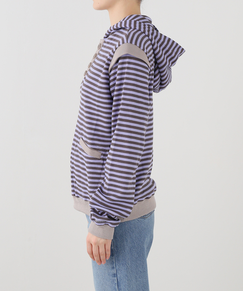 COYSEIO 038(コイセイオ 038)の「【Geek Office / ギークオフィス】COYSEIO / STRIPED FLARED SLEEVE HOODIE(パーカー・レディース・ブルー・SMALL)」の10枚目の写真