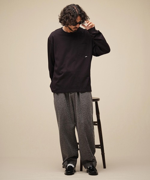 THEOREM(セオレム)の「mlt5882-Flag Label Poketed LS Tee ポケロンTシャツ(TRM-2624016)(Tシャツ/カットソー・メンズ・ホワイト/チャコール/ブラック/ブラウン・M/L/XL)」の8枚目の写真