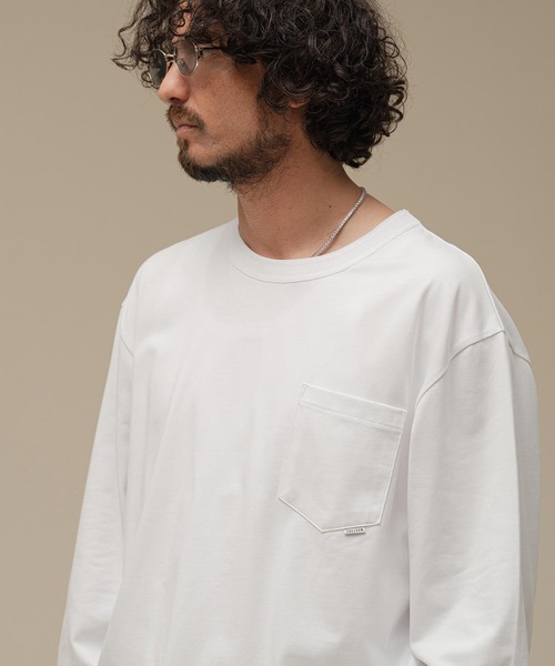 THEOREM(セオレム)の「mlt5882-Flag Label Poketed LS Tee ポケロンTシャツ(TRM-2624016)(Tシャツ/カットソー・メンズ・ホワイト/チャコール/ブラック/ブラウン・M/L/XL)」の18枚目の写真