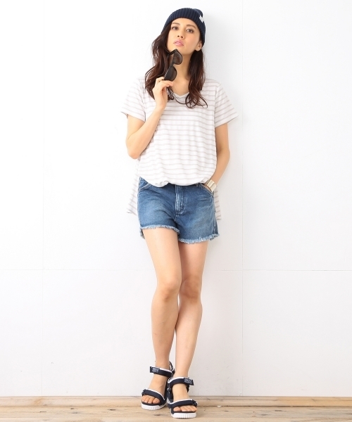 B:MING by BEAMS（ビーミングバイビームス）の「Wrangler / デニムショートパンツ（デニムパンツ・レディース・ライトブルー・MEDIUM/SMALL）」の12枚目の写真