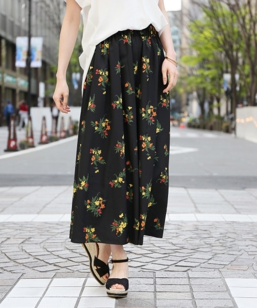 GLOBAL WORK（グローバルワーク）の「ギャザーマキシスカーチョ/758061（その他パンツ・レディース・ブルー/ピンク/ダークブルー/イエロー/ブラック/ベージュ/ライトグレー/ホワイト・FREE）」の3枚目の写真