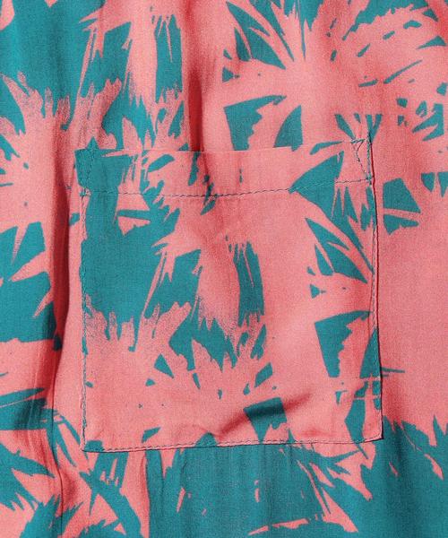 DOUBLE RAINBOUU(ダブルレインボー)の「<DOUBLE RAINBOUU> JUNGLE JUICE SHIRT SS/シャツ(シャツ/ブラウス・メンズ・コバルトブルー・LARGE/MEDIUM)」の6枚目の写真