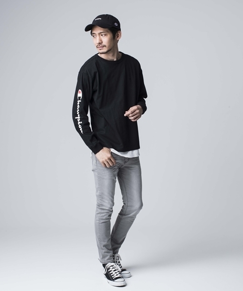 Champion(チャンピオン)の「スクリプトロゴビッグTシャツ(Tシャツ/カットソー・メンズ・ネイビー/ホワイト/ブラック・X-LARGE/SMALL/LARGE/MEDIUM)」の3枚目の写真