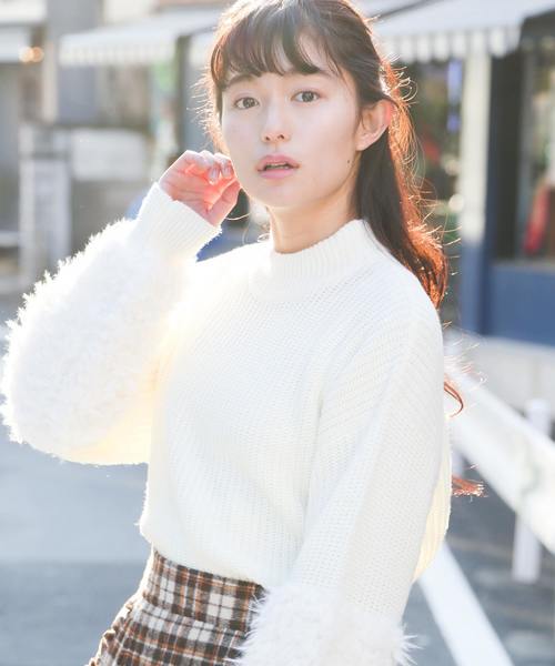 OLIVE des OLIVE（オリーブデオリーブ）の「袖ファーニット プル