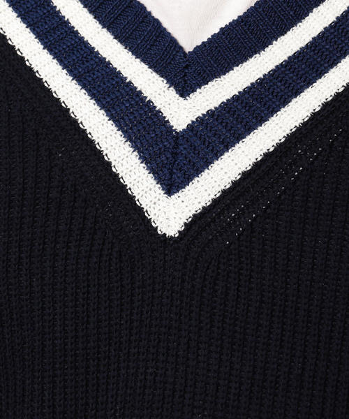 BEAUTY&YOUTH UNITED ARROWS(ビューティーアンドユースユナイテッドアローズ)の「BY コットン Vネック クリケットニット(ニット/セーター・メンズ・ライトグレー/ネイビー・MEDIUM/LARGE/SMALL/X-LARGE)」の7枚目の写真