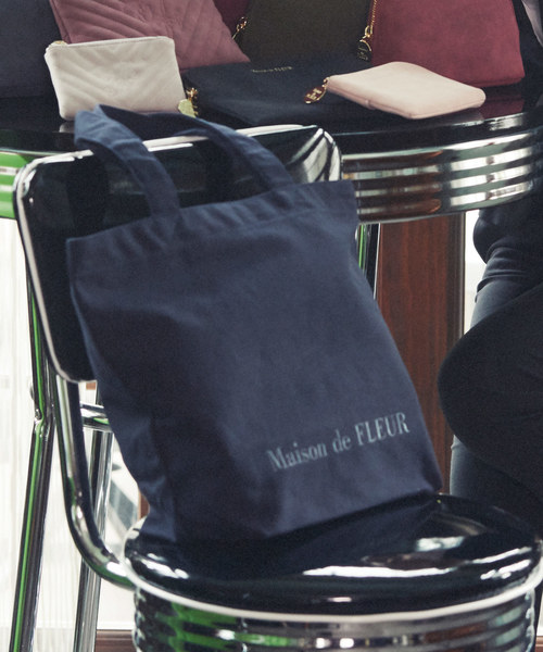 Maison de FLEUR（メゾンドフルール）の「帆布プレーントートMバッグ（トートバッグ・レディース・ブラック/オリーブ/ネイビー/その他9・FREE）」の3枚目の写真