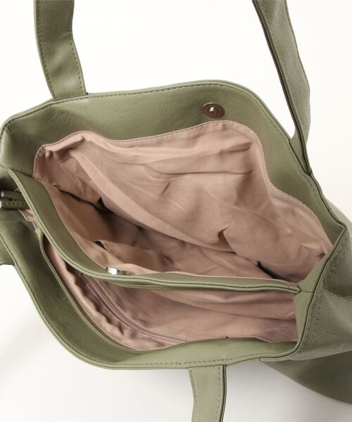 GeeRA（ジーラ）の「【多収納】１０ポケットトートバッグ（トートバッグ・レディース・ネイビー/アイボリー/ダークブラウン/ベージュ/ブラウン/オレンジ/ブラック/レッド/グリーン/マスタード/モカ/カーキ・FREE）」の16枚目の写真