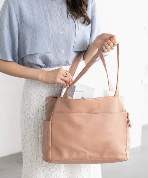 GeeRA（ジーラ）の「【多収納】１０ポケットトートバッグ（トートバッグ・レディース・ネイビー/アイボリー/ダークブラウン/ベージュ/ブラウン/オレンジ/ブラック/レッド/グリーン/マスタード/モカ/カーキ・FREE）」の7枚目の写真