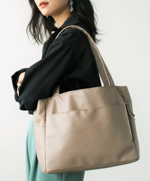 GeeRA（ジーラ）の「【多収納】１０ポケットトートバッグ（トートバッグ・レディース・ネイビー/アイボリー/ダークブラウン/ベージュ/ブラウン/オレンジ/ブラック/レッド/グリーン/マスタード/モカ/カーキ・FREE）」の6枚目の写真