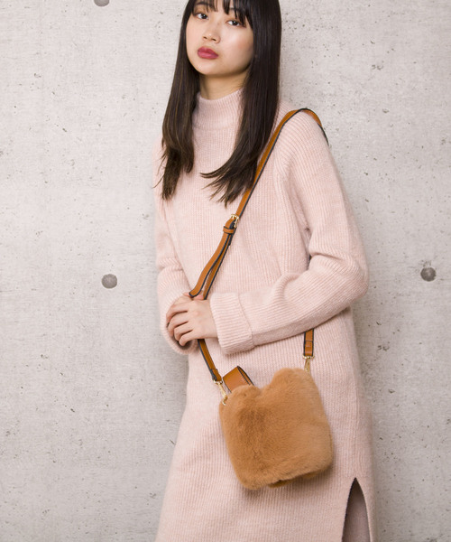 LUGG NAGG(ラグナグ)の「【Jewelobe/ ジュエローブ】シンプル ハイネック ニットワンピース(ワンピース・レディース・ホワイト/ブラック/ベージュ/グレー/ピンク・FREE)」の15枚目の写真