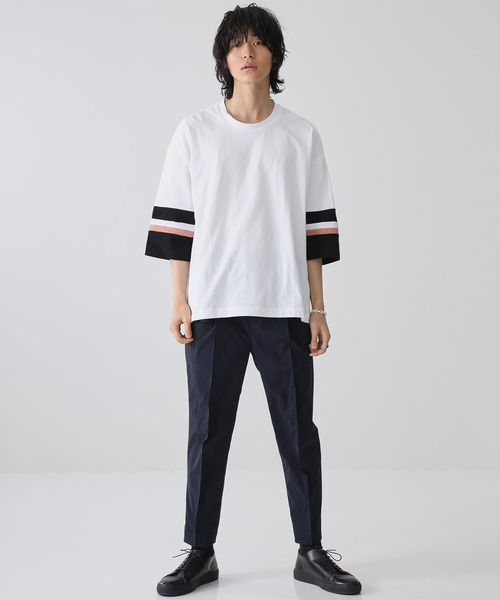 STUDIOUS（ステュディオス）の「【STUDIOUS】ビッグシルエットソデキリカエTシャツ（Tシャツ/カットソー・メンズ・ホワイト/ブラック/レンガ・3/1/2）」の14枚目の写真