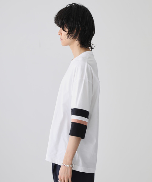 STUDIOUS（ステュディオス）の「【STUDIOUS】ビッグシルエットソデキリカエTシャツ（Tシャツ/カットソー・メンズ・ホワイト/ブラック/レンガ・3/1/2）」の5枚目の写真