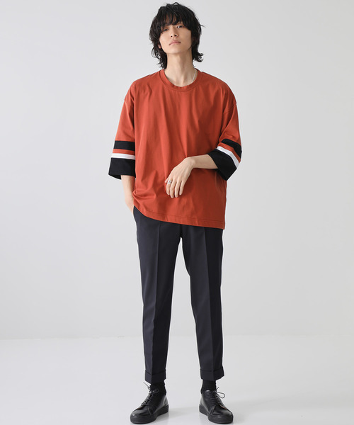 STUDIOUS（ステュディオス）の「【STUDIOUS】ビッグシルエットソデキリカエTシャツ（Tシャツ/カットソー・メンズ・ホワイト/ブラック/レンガ・3/1/2）」の9枚目の写真
