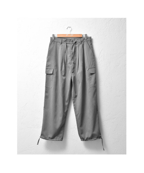 MinoriTY（マイノリティ）の「バルーンワイドカーゴパンツ（カーゴパンツ・メンズ・ブラック/カーキ/チャコール・M/L）」の6枚目の写真