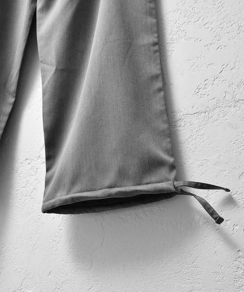 MinoriTY（マイノリティ）の「バルーンワイドカーゴパンツ（カーゴパンツ・メンズ・ブラック/カーキ/チャコール・M/L）」の4枚目の写真