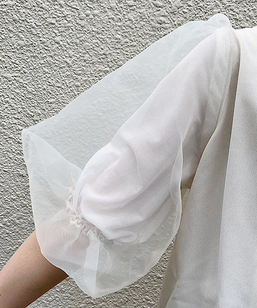 apres jour(アプレジュール)の「袖チュールスクエアネックブラウス【ZOZOTOWN限定アイテム】(シャツ/ブラウス・レディース・ブラック/アイボリー/モカ・フリー)」の20枚目の写真