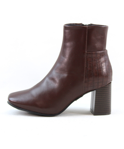 VIVIAN（ヴィヴィアン）の「バックデザイン切り替えショートブーツ（ブーツ・レディース・ブラック/ダークブラウン/アイボリー/ダークブラック・LL/S/M/L）」の12枚目の写真