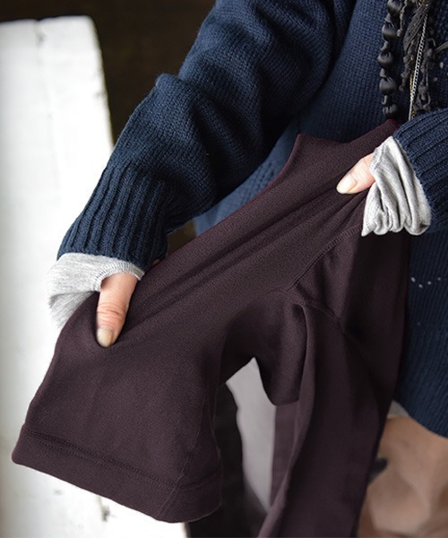 and it_（アンドイット）の「あったか裏起毛レギンス（レギンス/スパッツ・レディース・チャコールグレー/ブラック/カーキ/ボルドー/ダークブラウン/カーキ系・LL～3L/M～Ｌ/LL/M）」の11枚目の写真