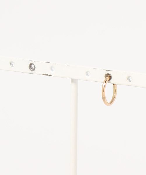 Fun & Daily(ファンアンドデイリー)の「F&D : 1ピース・スモールフープイヤリング(イヤリング・レディース・ブラック/シルバー/ゴールド/ブルー/レッド/オレンジ/グリーン/チャコールグレー/ホワイト/パープル・FREE)」の13枚目の写真