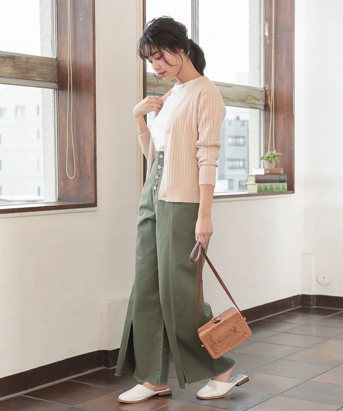 KOBE LETTUCE（コウベレタス）の「Ｖネックリブニットカーディガン（カーディガン/ボレロ・レディース・オレンジ系その他/ホワイト系その他/ネイビー・FREE）」の5枚目の写真