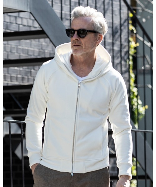 wjk（ダヴルジェイケイ）の「highneck parker(back boa)（パーカー）」 WEAR