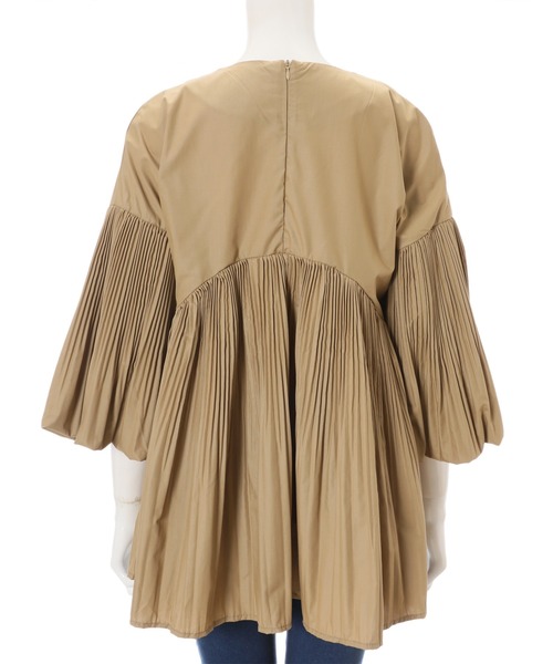 fifth（フィフス）の「プリーツデザインボリュームスリーブブラウス（シャツ/ブラウス・レディース・ホワイト/ベージュ・MEDIUM）」の12枚目の写真