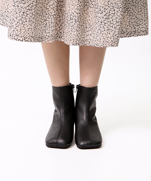 salle de bal(サルデバル)の「∴【 Maisons Laffitte / メゾンラフィット 】 スクエアショートブーツ HDMZL01(ブーツ・レディース・ブラック/ベージュ・38/39/36/37)」の5枚目の写真
