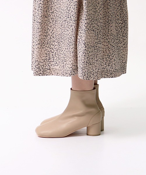 salle de bal(サルデバル)の「∴【 Maisons Laffitte / メゾンラフィット 】 スクエアショートブーツ HDMZL01(ブーツ・レディース・ブラック/ベージュ・38/39/36/37)」の11枚目の写真