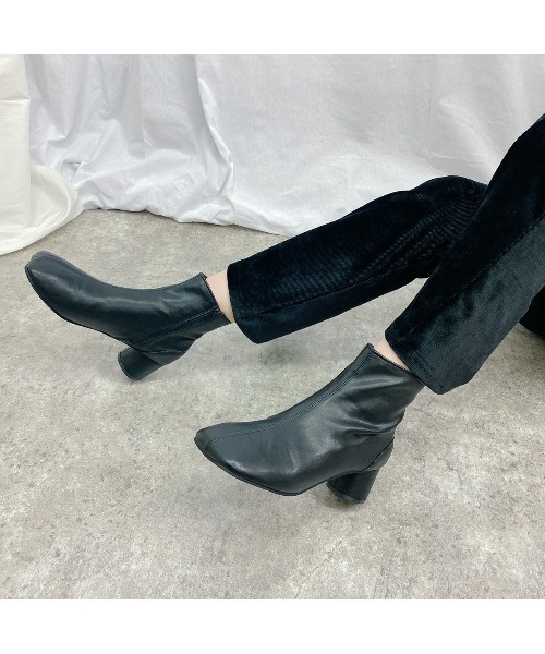 salle de bal(サルデバル)の「∴【 Maisons Laffitte / メゾンラフィット 】 スクエアショートブーツ HDMZL01(ブーツ・レディース・ブラック/ベージュ・38/39/36/37)」の18枚目の写真