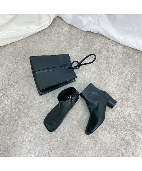 salle de bal(サルデバル)の「∴【 Maisons Laffitte / メゾンラフィット 】 スクエアショートブーツ HDMZL01(ブーツ・レディース・ブラック/ベージュ・38/39/36/37)」の21枚目の写真