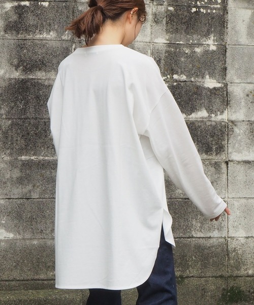 tiptop（ティップトップ）の「クルーネックラウンドヘムBIGロンT（Tシャツ/カットソー・レディース・ブラック/オフホワイト/A/ライトベージュ/ブルー/グリーン/スミクロ・FREE）」の21枚目の写真