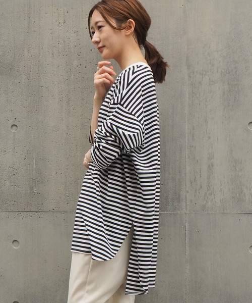 tiptop（ティップトップ）の「クルーネックラウンドヘムBIGロンT（Tシャツ/カットソー・レディース・ブラック/オフホワイト/A/ライトベージュ/ブルー/グリーン/スミクロ・FREE）」の17枚目の写真