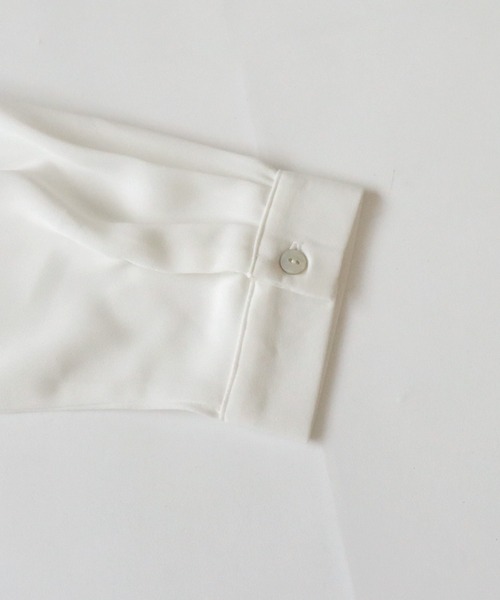 antiqua（アンティカ）の「とろみ素材シャツワンピース（ワンピース・レディース・オフホワイト/ブラック/ブルー系その他/スモークピンク/エンジ/パープル系その他/イエロー・FREE）」の9枚目の写真