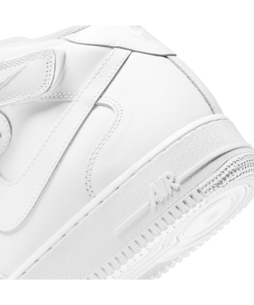 NIKE(ナイキ)の「NIKE/ナイキ AIR FORCE1 MID 07/エアフォース1 ミッド 07(AF1)(スニーカー・メンズ・ホワイト・27.5cm/26.5cm/27cm/28cm/26cm/25.5cm/29cm/25cm/30cm/28.5cm)」の10枚目の写真