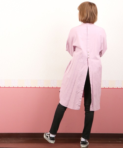 nougatine(ヌガティーヌ)の「【nougatine】綿100ウェービーピンタックバックシャンシャツワンピース(シャツワンピース・レディース・ラベンダー/ホワイト/グレイッシュベージュ・FREE)」の9枚目の写真