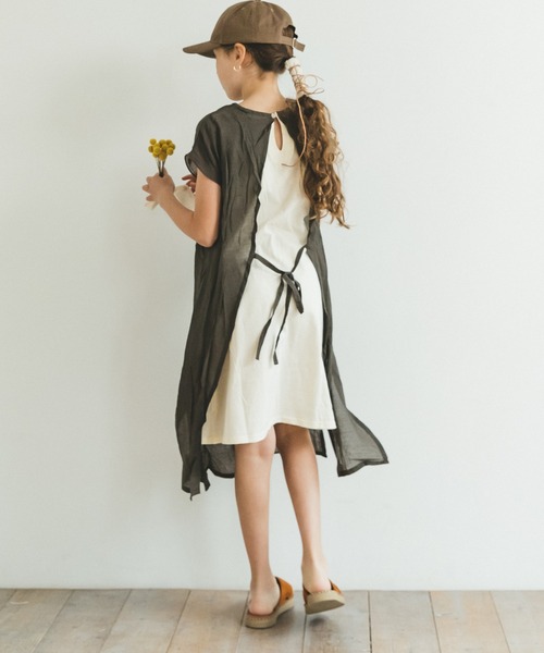 pairmanon（ペアマノン）の「シアードッキングレイヤード バックスリットワンピース（ワンピース・キッズ・ラベンダー/グレイッシュベージュ/モカ/ブルー系その他3・130/140/150/110/120/100/90）」の9枚目の写真