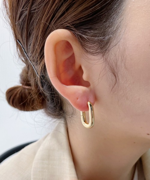 iso（イソ）の「スクエアフープピアス（ピアス（両耳用）・レディース・シルバー/ゴールド・FREE）」の13枚目の写真