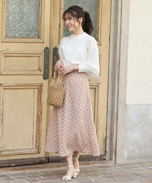 KOBE LETTUCE（コウベレタス）の「ボリュームチュールスリーブニットトップス（ニット/セーター・レディース・ネイビー/オフホワイト/グリーン系その他・FREE）」の7枚目の写真