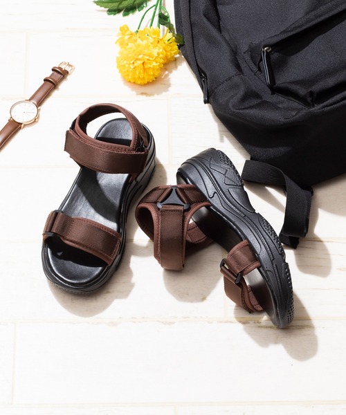 welleg（ウェレッグ）の「厚底面ファスナースポーツサンダル（サンダル・レディース・ブラック系その他/ゼブラ/ブラック/ピンクベージュ/ブラウン・S/M/L）」の12枚目の写真