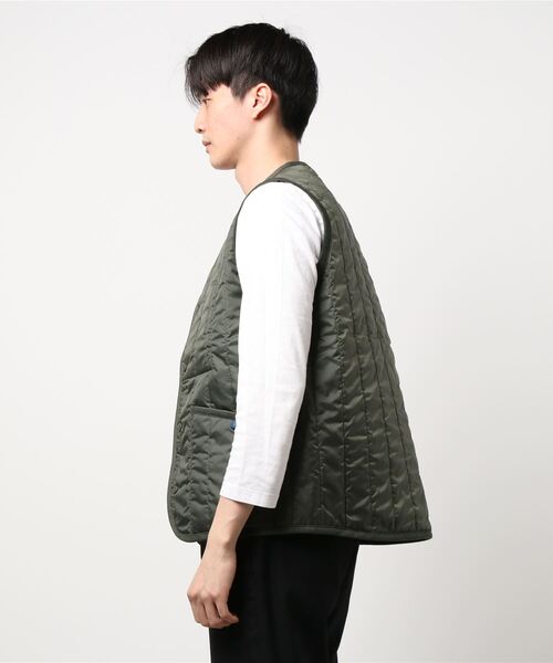 LAVENHAM（ラベンハム）の「【LAVENHAM/ラベンハム】 LAVENSTER COLLARLESS GILET（ダウンベスト・メンズ・オリーブ/ブラック・40/38）」の11枚目の写真