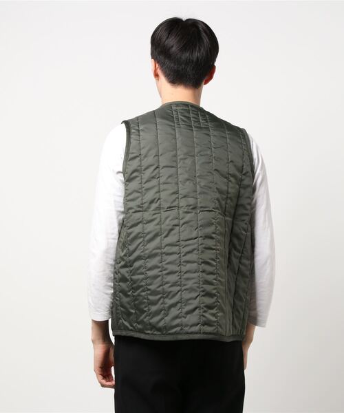 LAVENHAM（ラベンハム）の「【LAVENHAM/ラベンハム】 LAVENSTER COLLARLESS GILET（ダウンベスト・メンズ・オリーブ/ブラック・40/38）」の8枚目の写真