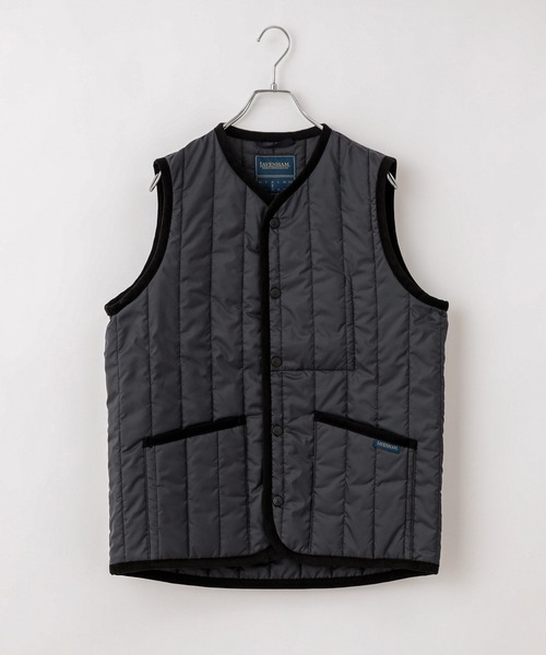 LAVENHAM（ラベンハム）の「【LAVENHAM/ラベンハム】 LAVENSTER COLLARLESS GILET（ダウンベスト・メンズ・オリーブ/ブラック・40/38）」の2枚目の写真